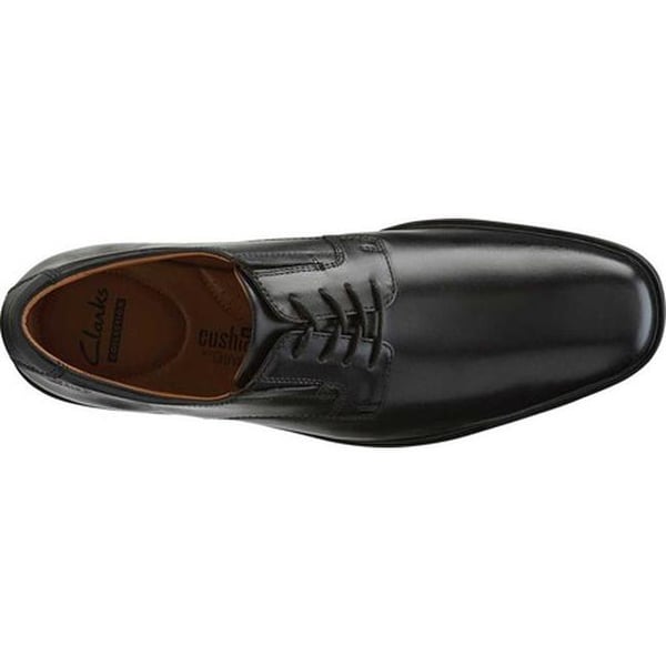 clarks tilden plain toe oxford