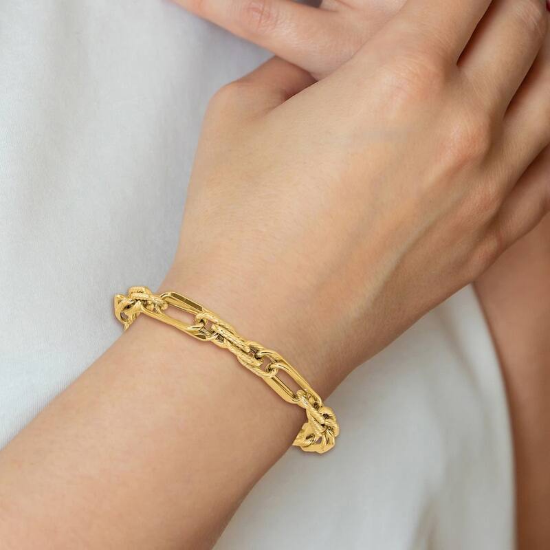 Curata 8.25mm 14k Gold Polished and Textured Bracelet 7.5 Inch