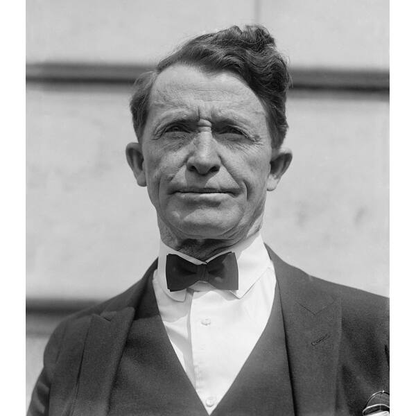Al Jennings Was An Unsuccessful Train Robber In The 10s He Later Became A Silent Film Star Playing The Starring Role In The Fi Overstock