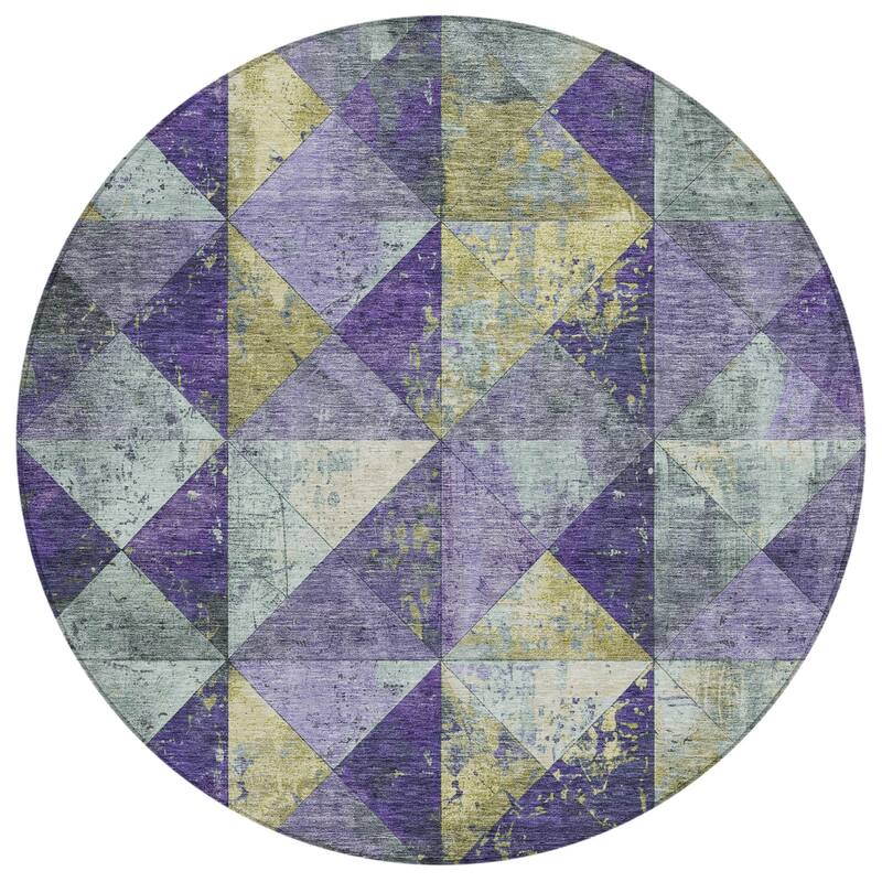 HomeRoots Geometric Transitional Rectangle Outdoor Rug - 8' Round
