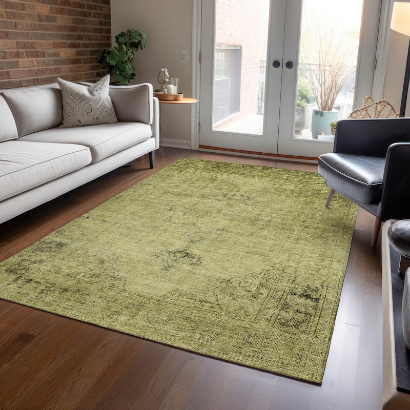Machine Washable Indoor/ Outdoor Chantille Traditional Vintage Rug - Khaki - 2'6" x 3'10"