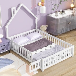 Full Toddler Floor Bed with Fence and Door