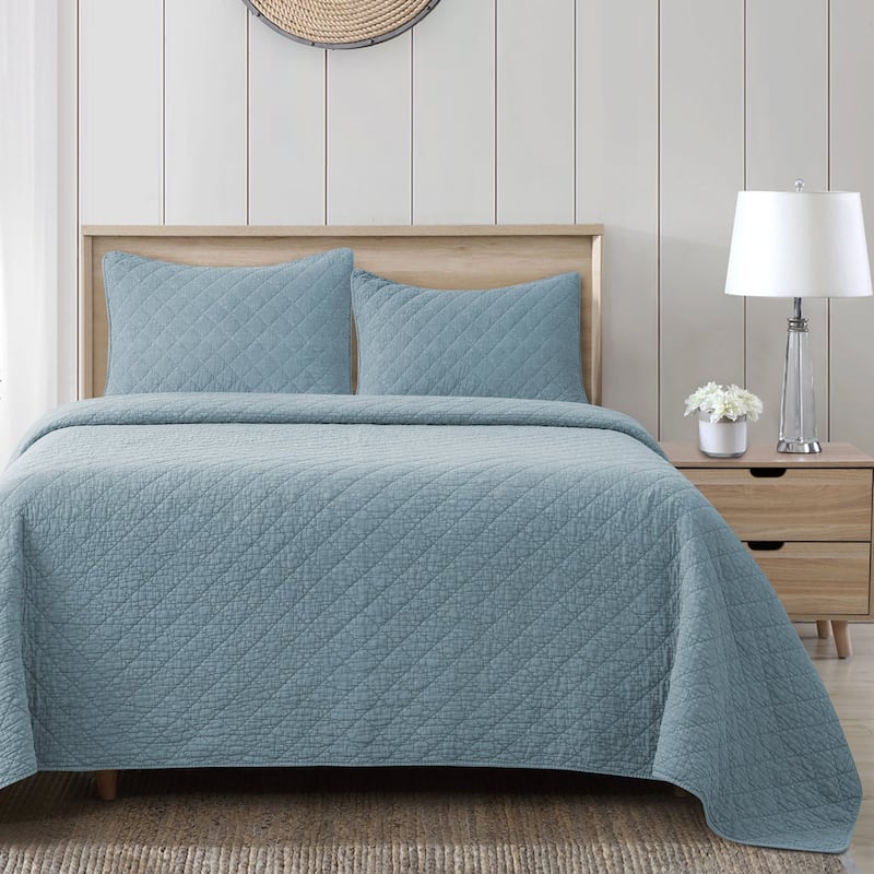 HiEnd Accents Stonewashed Cotton Gauze Traditional Style Solid Color Diamond Stitch 1 Piece Quilt - Mineral Blue - Twin