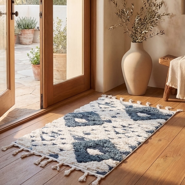 SAFAVIEH Moroccan Tassel Shag Kobi 2-inch Thick Rug - On Sale
