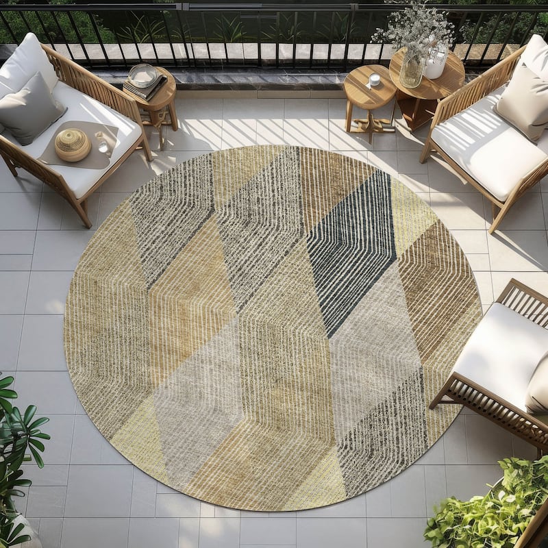Machine Washable Indoor/ Outdoor Diamond Stripes Chantille Rug - Mocha - 8' x 8'