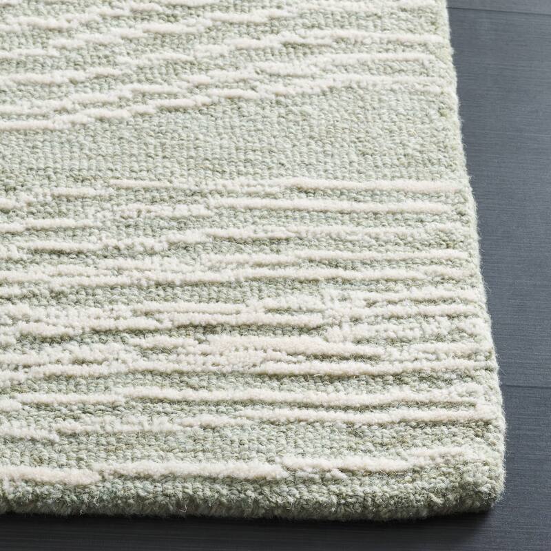 SAFAVIEH Handmade Metro Fetnete Modern Abstract Wool Rug - 5' x 8' - Sage/Ivory