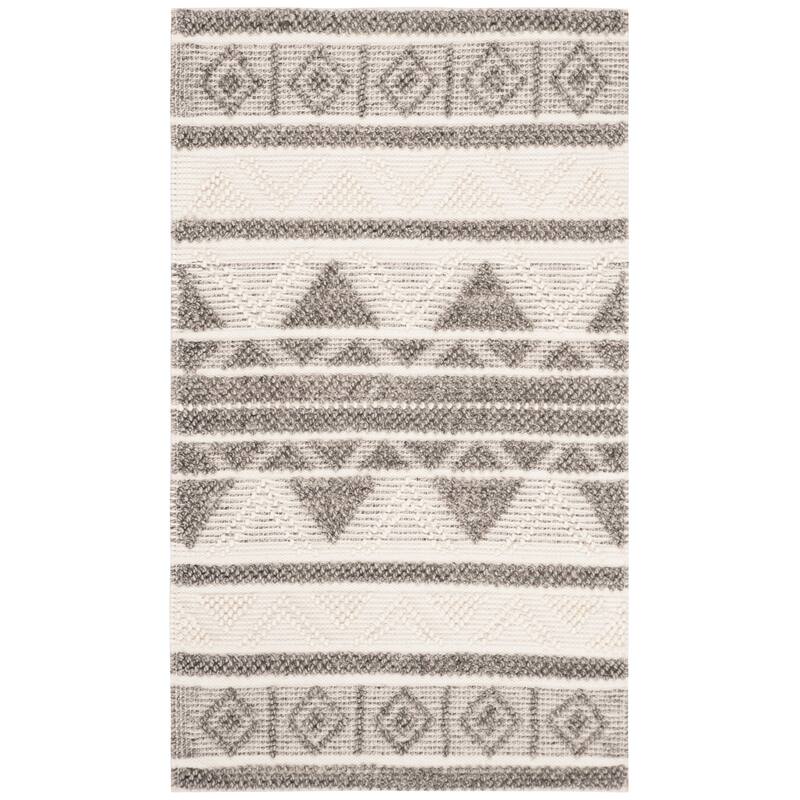 SAFAVIEH Handmade Natura Greetje Wool Rug