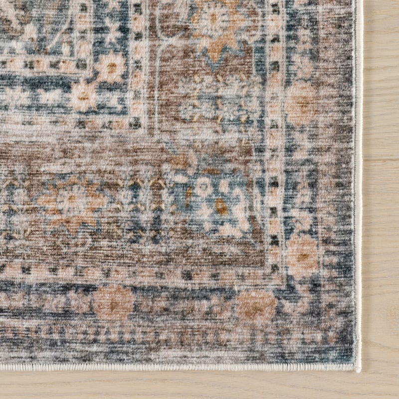 Nuloom Romilly Bordered Traditional Washable Area Rug