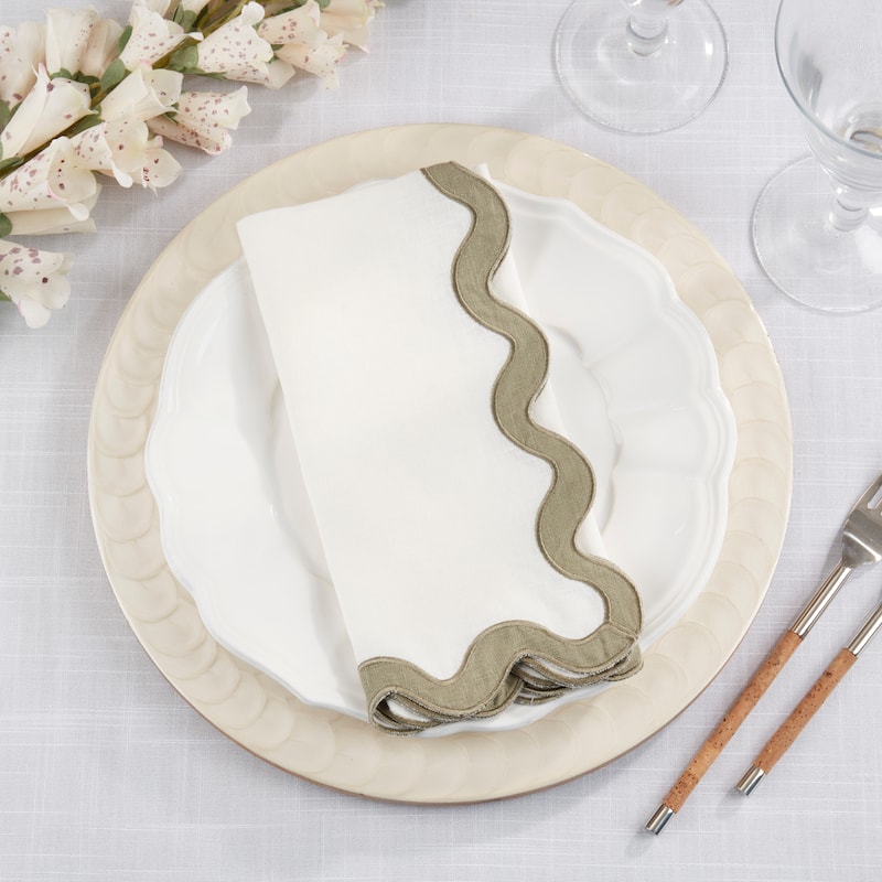 100% Linen Soft Hue Scallop Napkin (Set of 4) - 20"x20"