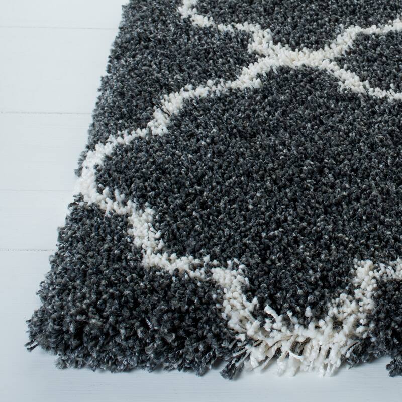 SAFAVIEH Hudson Shag Vitchka Glam Trellis 2-inch Area Rug