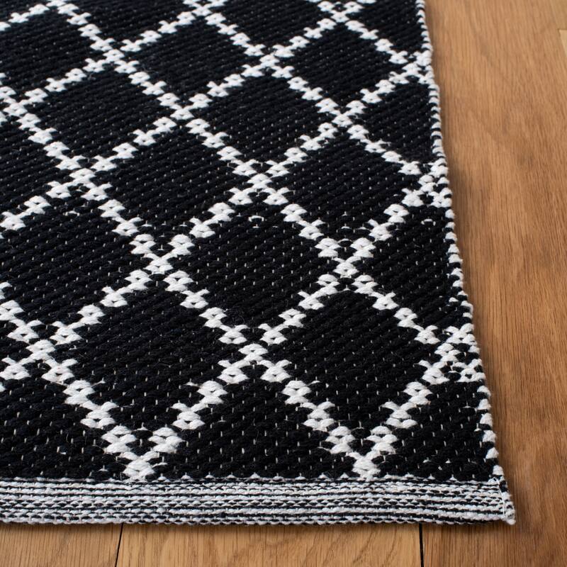 SAFAVIEH Handmade Flatweave Montauk Rhonwen Trellis Cotton Rug