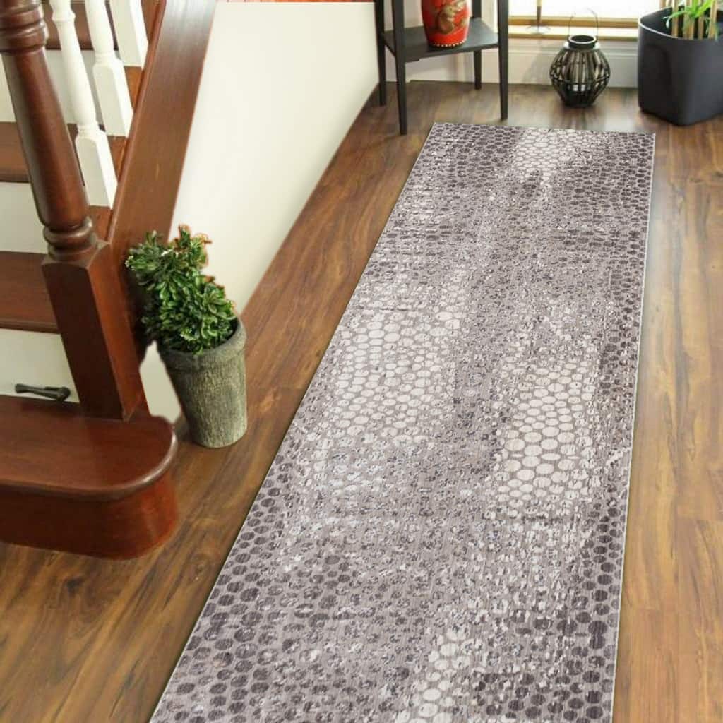Savannah Lyzen Copper Polyester Area Rug