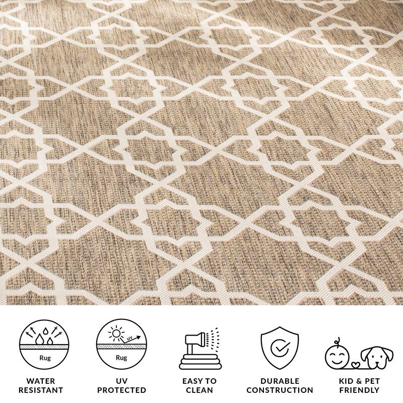 SAFAVIEH Courtyard Hanifa Trellis Indoor/ Outdoor Waterproof Patio Backyard Rug