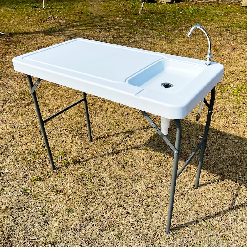 Outdoor Fish and Game Cleaning Table with Sink