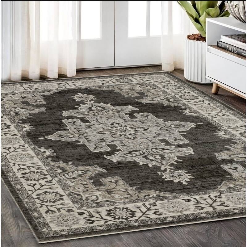HomeRootsMedallion Traditional Rectangle Area Rug - 92.52' X '62.99' X '0.32