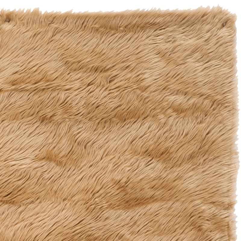 SAFAVIEH, Faux Sheep Idith Shona 2.4-inch Thick Rug