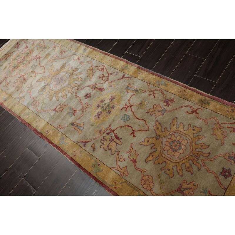 Antique Oushak Traditional Floral 2'10''x7'10'' Hand Knotted Wool Beige Rug - 2' 10'' x 7' 10''