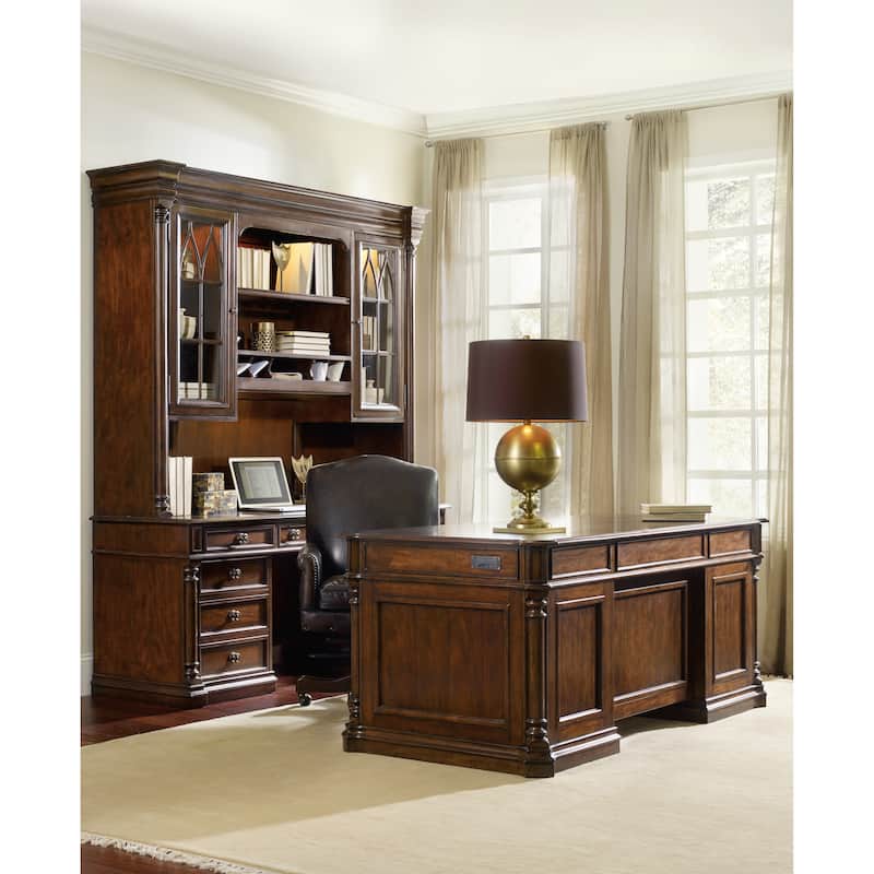 Leesburg Executive Desk