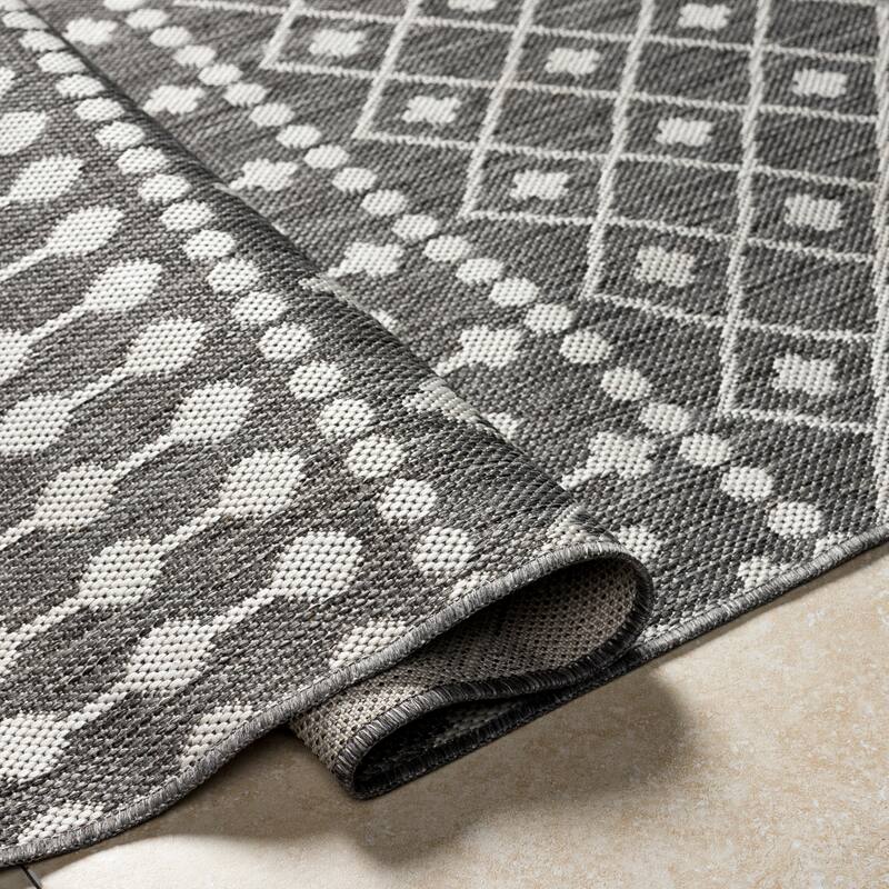 Livabliss Borago Indoor/ Outdoor Moroccan Area Rug