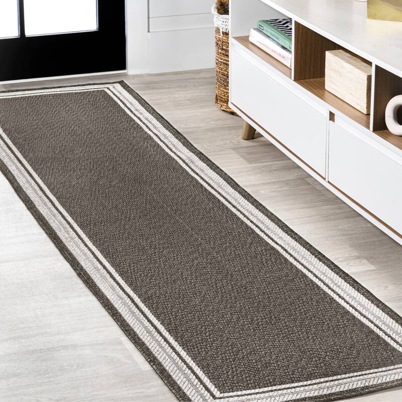 JONATHAN Y Haynes Modern Border Stripe Indoor/Outdoor Area Rug