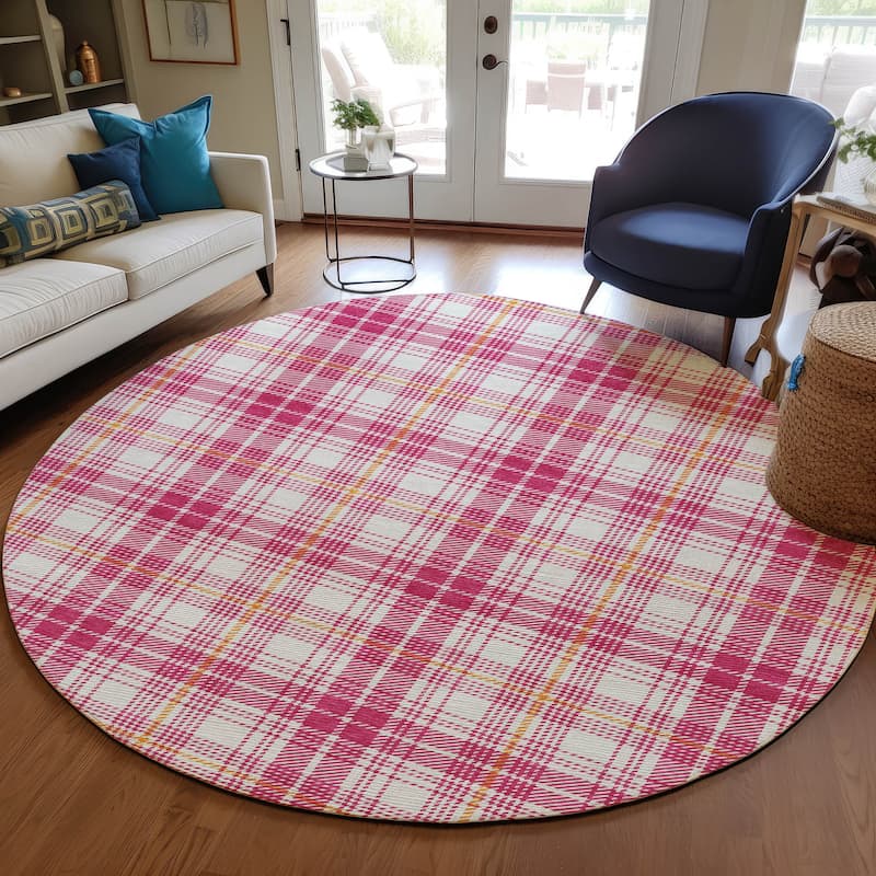 Machine Washable Indoor/ Outdoor Plaid Chantille Rug - Blush - 8' x 8'