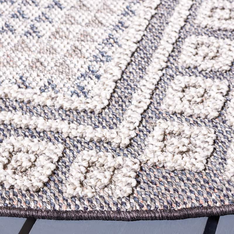 SAFAVIEH Global Sinaida Moroccan Indoor/ Outdoor Waterproof Patio Backyard