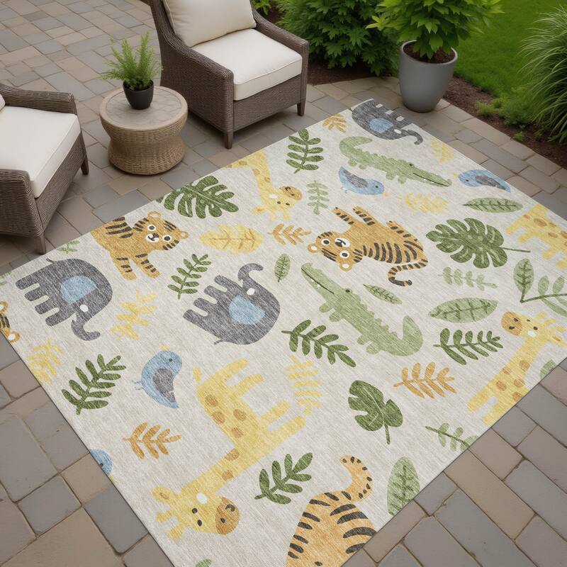 Machine Washable Indoor/ Outdoor Whimsy Safari Animals Chantille Rug