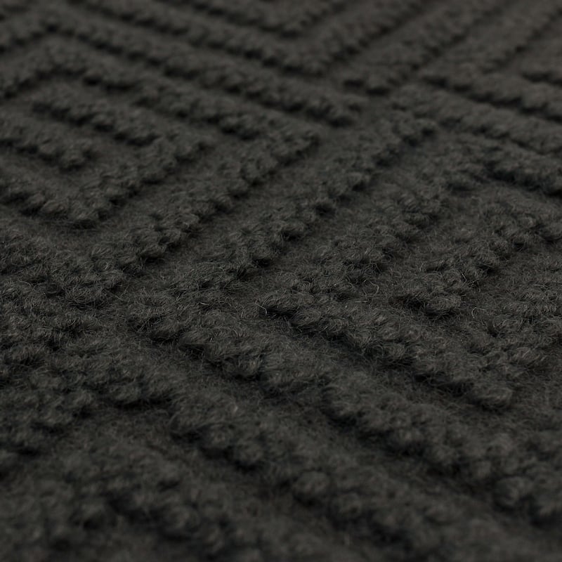 Mohawk Home Needlepunch Venice Stair Treads (Pack of 15) - 18" x 30"