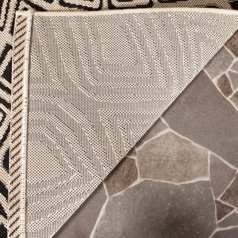 SAFAVIEH Courtyard Marylyn Indoor/ Outdoor Waterproof Patio Backyard Rug