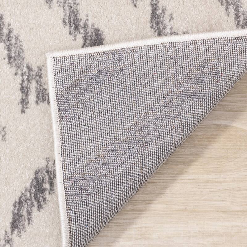 Brookfield Collection - Faded Grey/Cream Zig Zag Rug