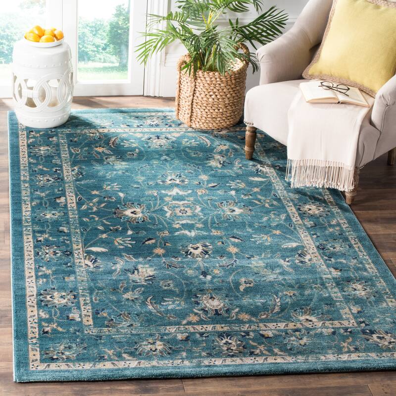 SAFAVIEH Evoke Cari Distressed Vintage Boho Rug