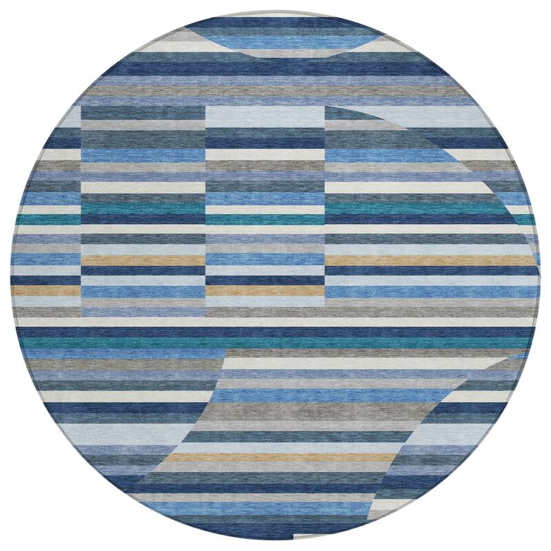 Machine Washable Indoor/ Outdoor Modern Cokedale Chantille Rug