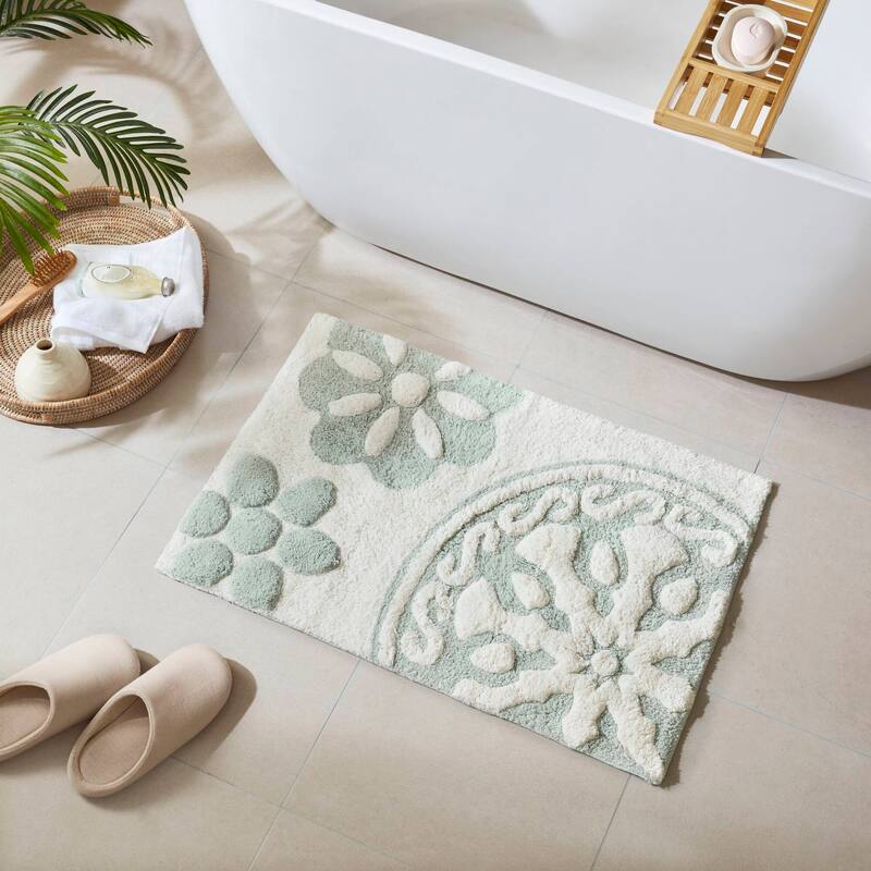 Madison Park Casablanca Medallion Cotton Tufted Bath Rug - 20x30" - Sage