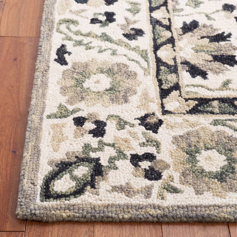 SAFAVIEH Handmade Aspen Sanije Boho Wool Rug