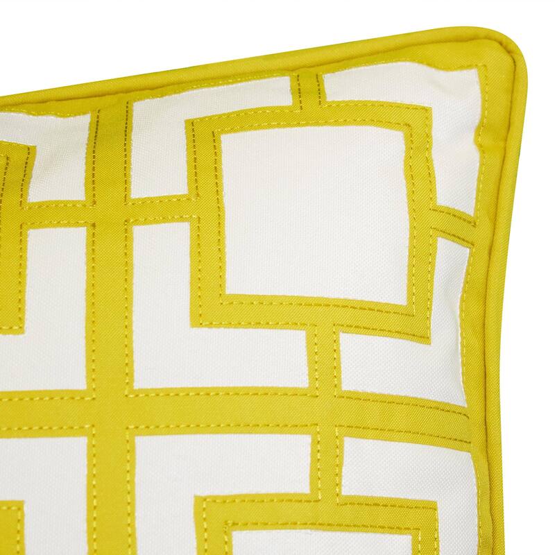 Edie At Home Modern Links Applique Indoor & Outdoor Decorative Pillow, Citron
