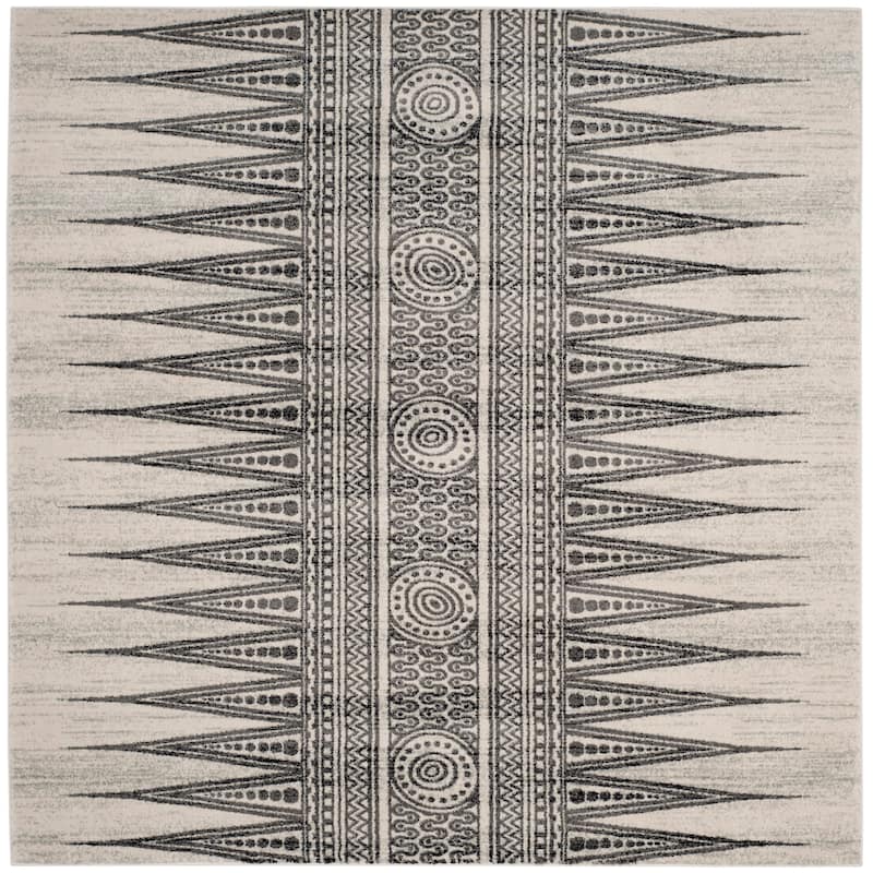SAFAVIEH Evoke Cecylia Vintage Boho Rug - 6'7" Square - Ivory/Grey