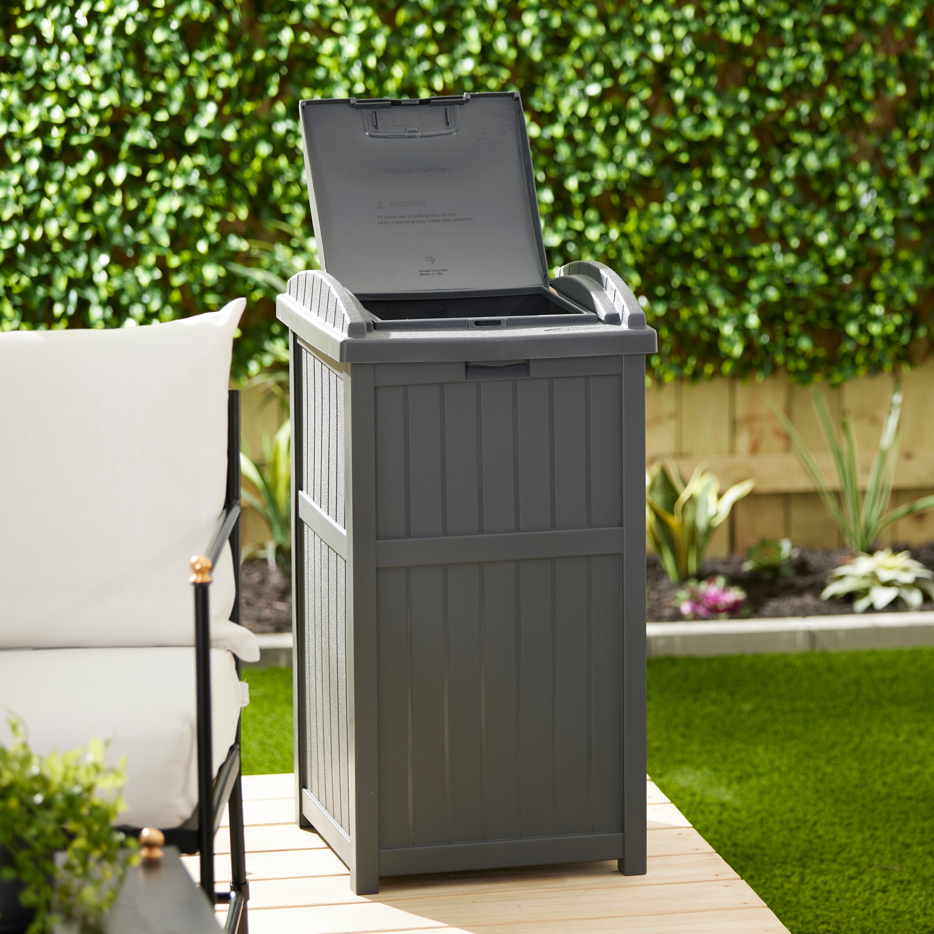 Suncast Trash Can Hideaway Outdoor 33 Gallon Garbage Waste Bin