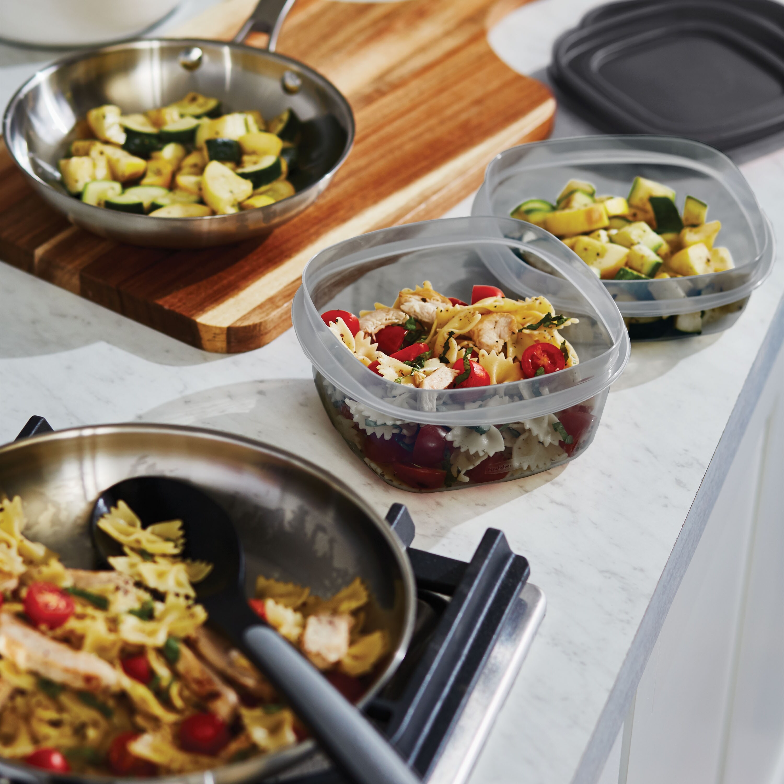 Rubbermaid® Easy Find Lids™ Food Storage Containers with