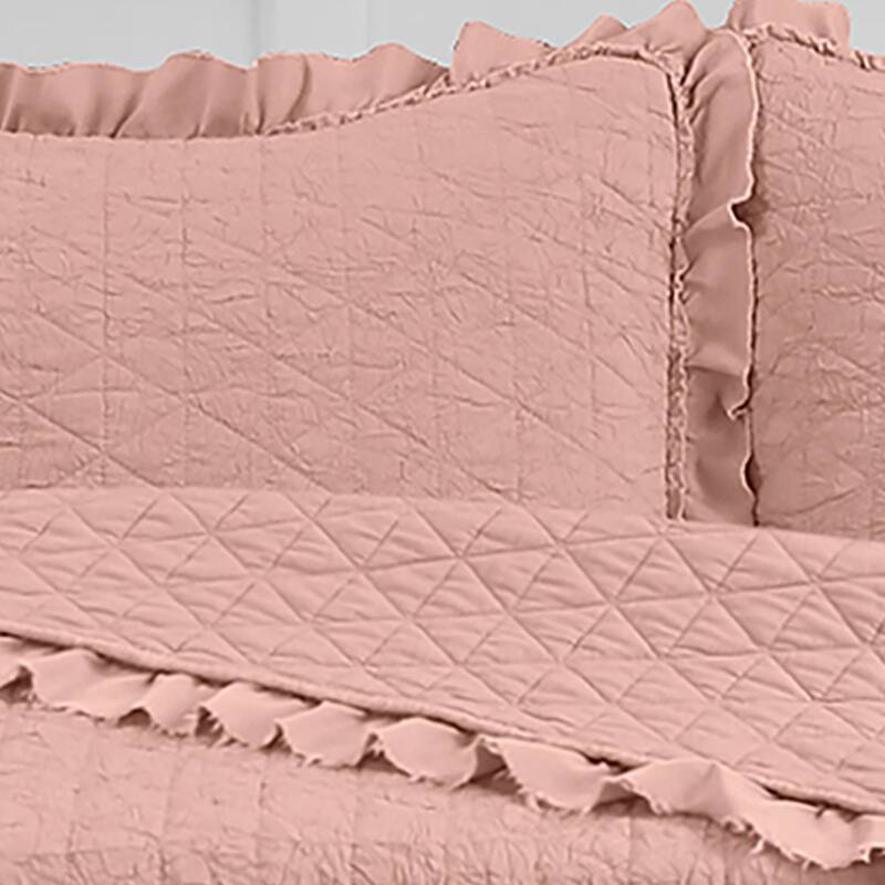 Avanti Charlotte King Quilt Set On Sale Bed Bath & Beyond 38443484