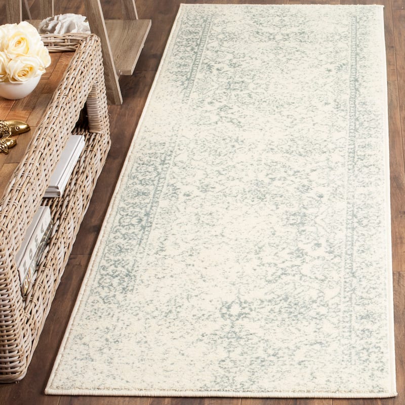 SAFAVIEH Adirondack Dakota Rustic Shabby Chic Distressed Rug - 2'6" x 18'  Runner - Ivory/Slate