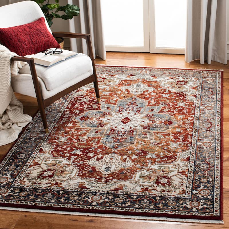 SAFAVIEH Herat Leisa Traditional Rug - 5'3" x 7'7" - 5'3" x 7'7" - Red/Ivory