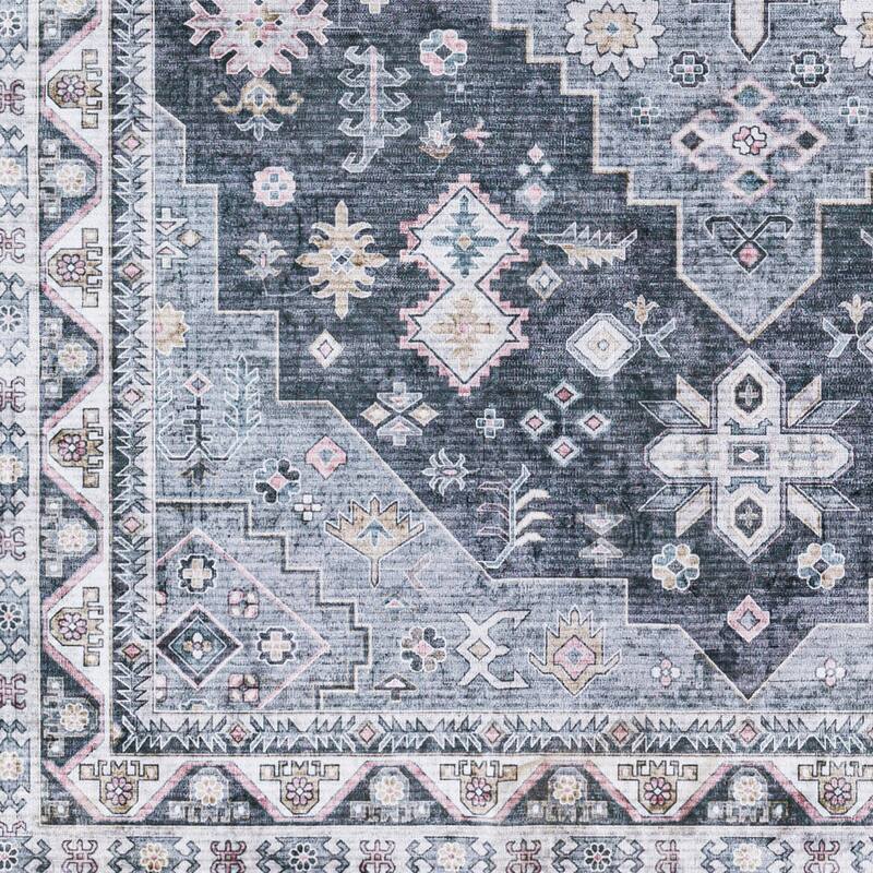 Livabliss Venkata Traditional Medallion Machine Washable Area Rug