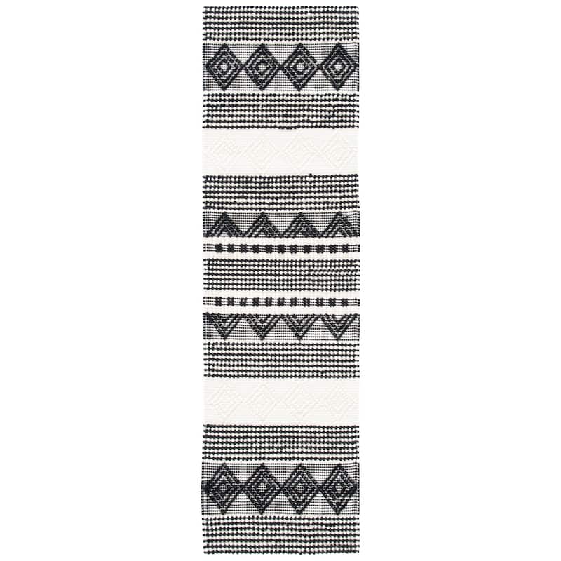 SAFAVIEH Handmade Natura Annedorte Wool Rug