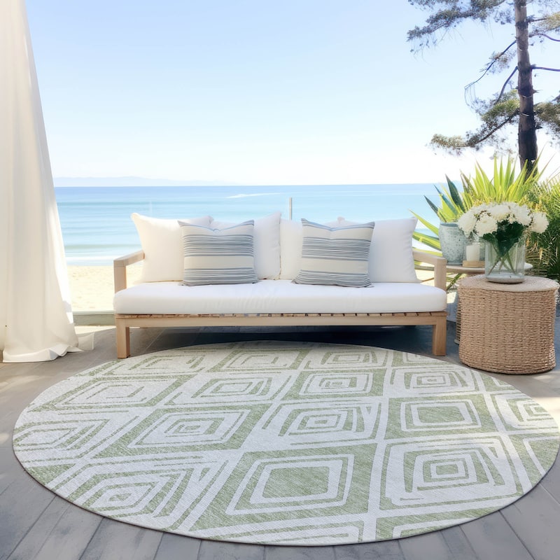 Machine Washable Indoor/ Outdoor Chantille Ombre Diamonds Rug - Aloe - 8' x 8'