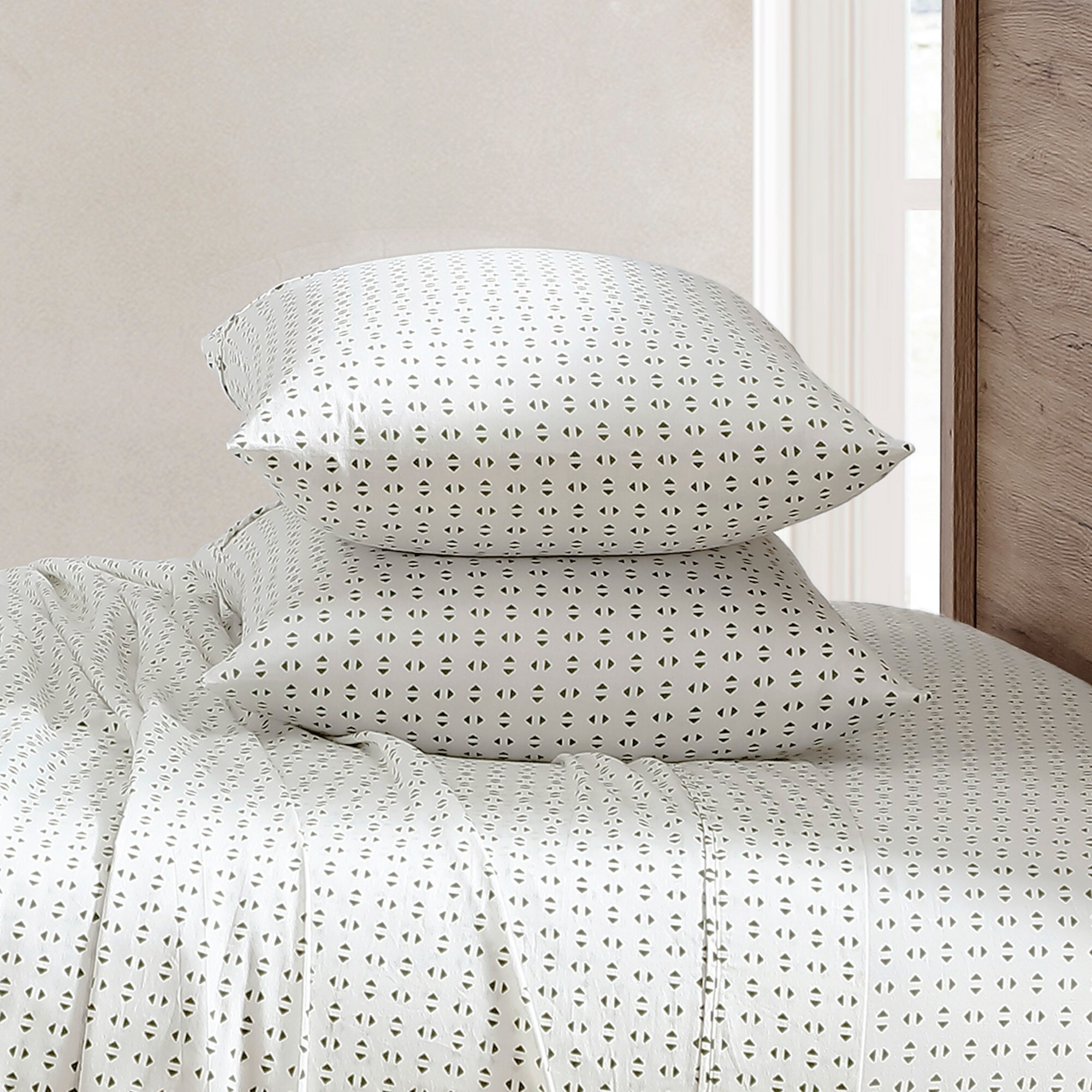 The Gray Barn Noh Printed Cotton Bedsheet Set-image