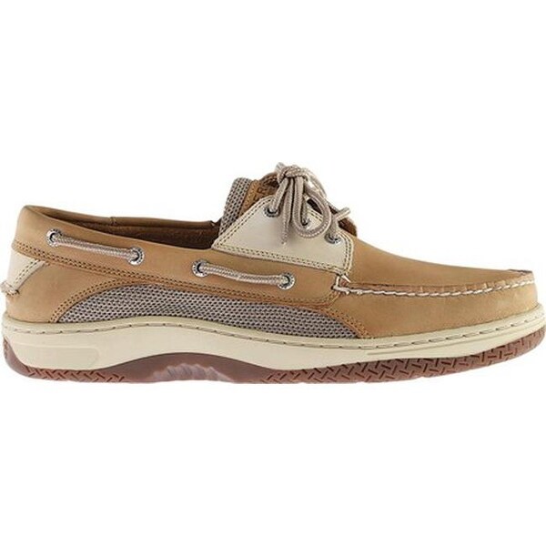 sperry three eye boat shoe