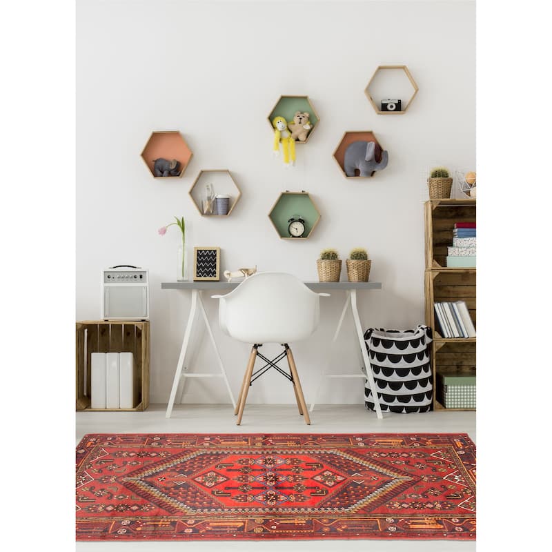 ECARPETGALLERY Hand-knotted Andelz Red Wool Rug - 4'1 x 6'8