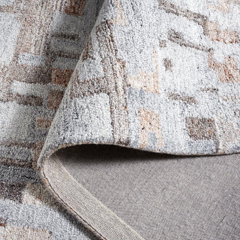 SAFAVIEH Handmade Abstract Brookie Contemporary Rug