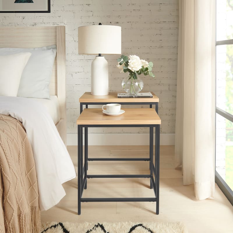 Lavish Home Set of 2 Modern Nesting Tables, Oak