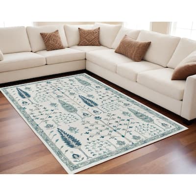 Dahoy Hand Tufted Floral Traditional Area Rug By HomeRoots